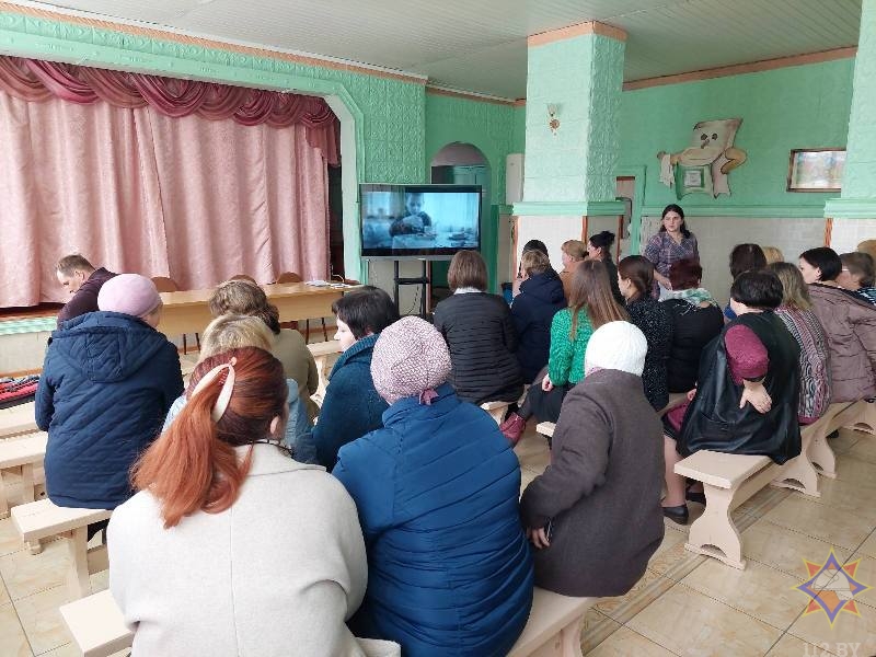 Ищу девушку для секса в Лиозне. Встречи с молодыми девушками. Объявления от девушек – Badanga