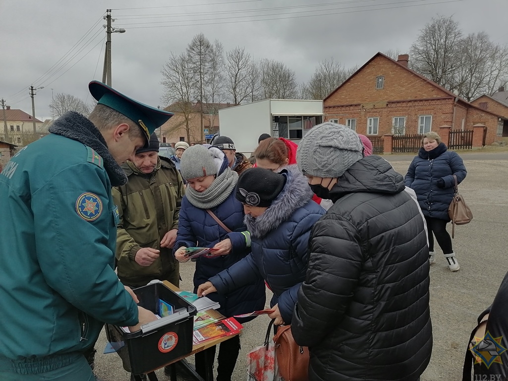 Безопасность сельском. Деревенские жители.